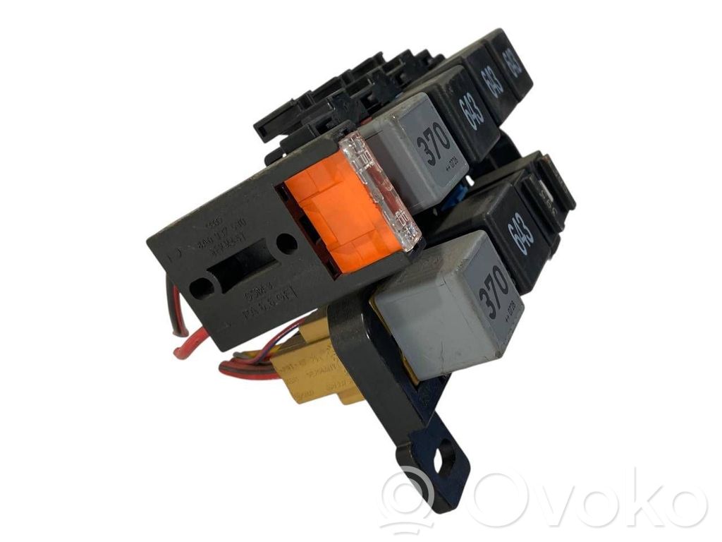 Releju montāžas bloks