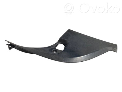 Kāju zonas sānu dekoratīvā apdare