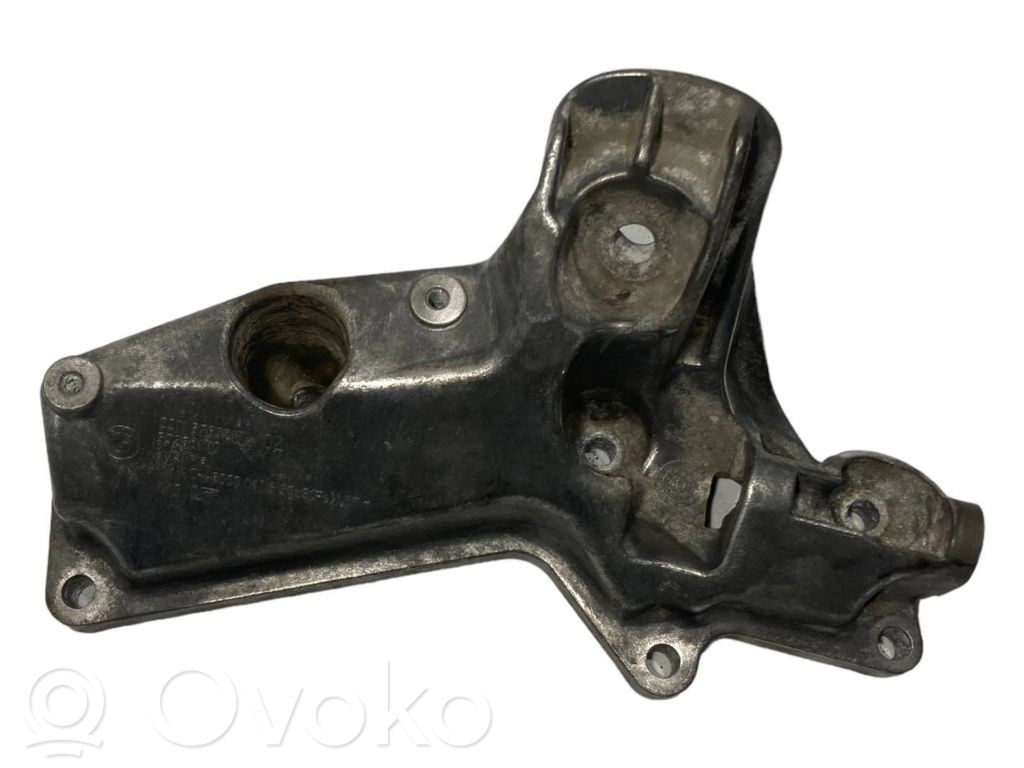 Dzinēja nostiprināšanas stiprinājums-kronšteins