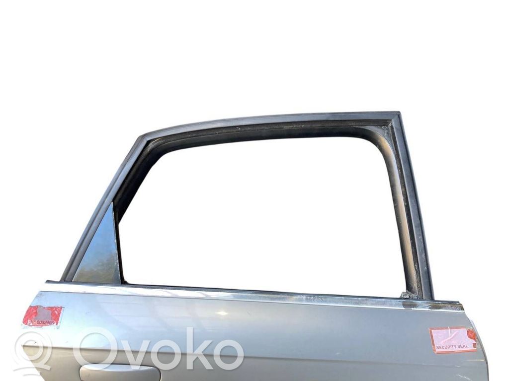 Aizmugurējās durvis