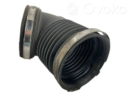 Šļūtene (-es) / caurule (-es)