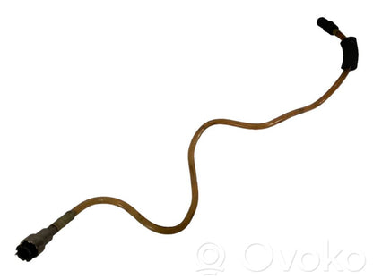 Degvielas caurulīte (-es)