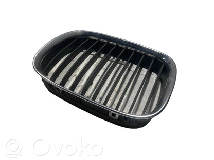 Top grille