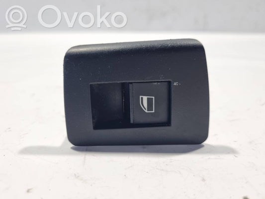 Elektrisko logu slēdzis