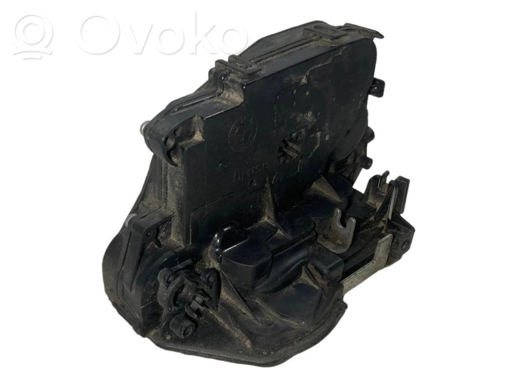 Aizmugurē slēdzene