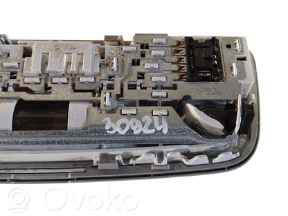 Aizmugurējo vietu apgaismojums