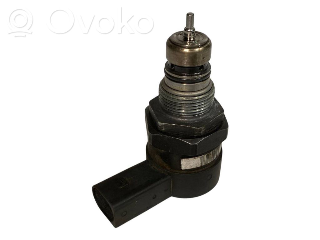 Fuel pressure regulator