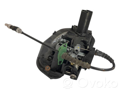 Aizmugurē turētājs / kronšteins ārējam atvēršanas rokturim