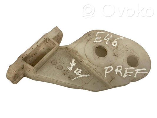 Priekšpusē bampera turētājs