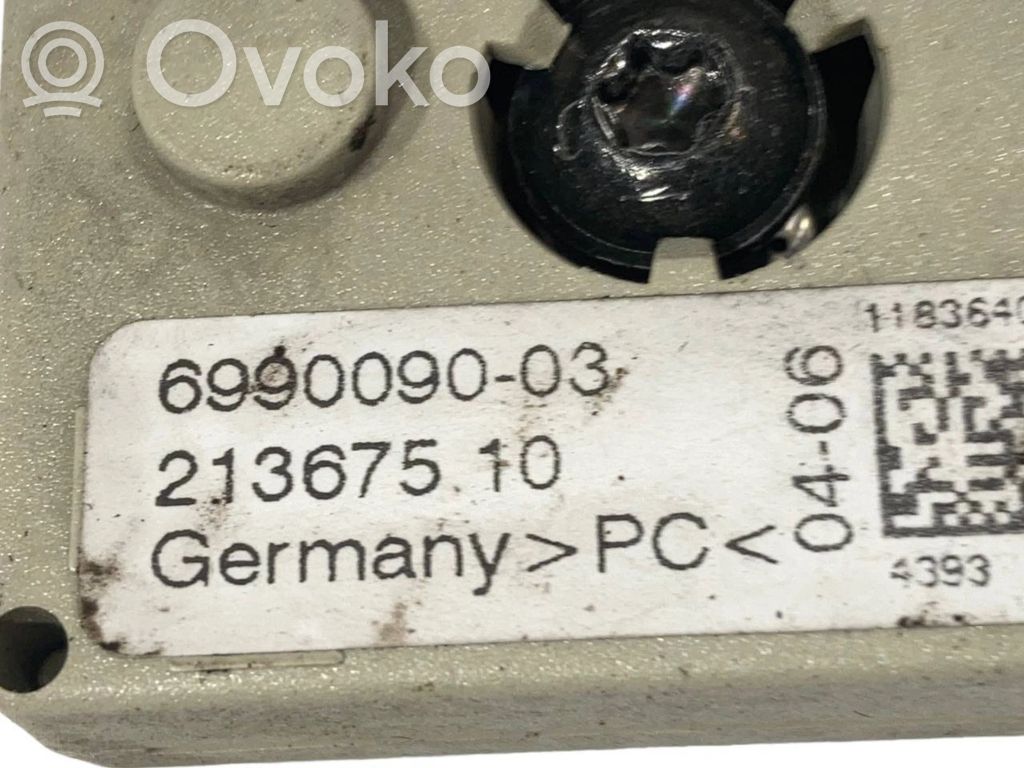 Antenna amplifier