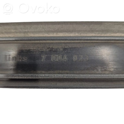 Aizmugurē durvju dekoratīvā apdare (moldings)