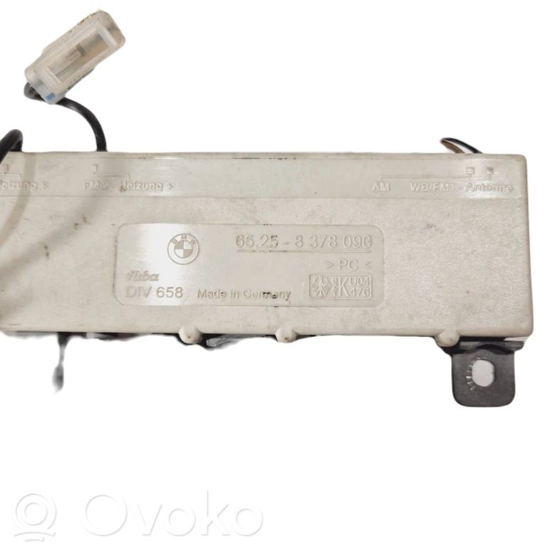 Antenas vadības bloks