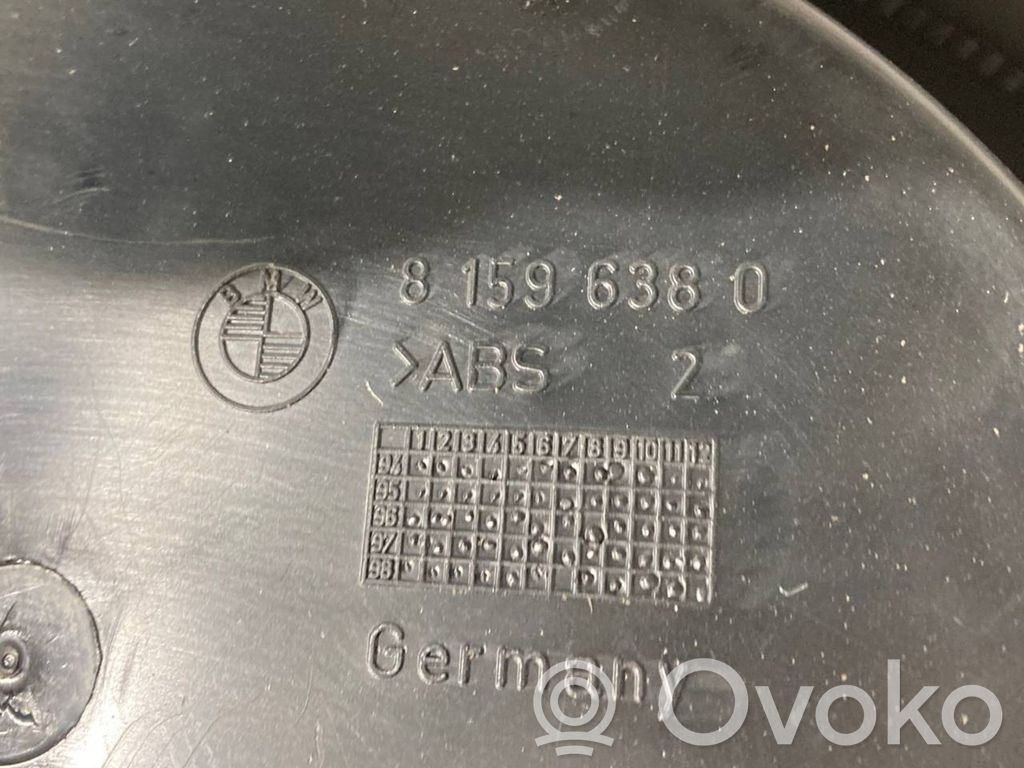 Priekšējo durvju apdare