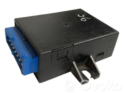 Logu tīrītāju relejs