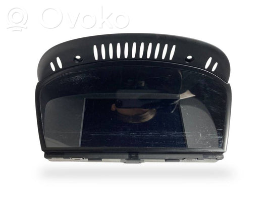 Screen / display / small screen