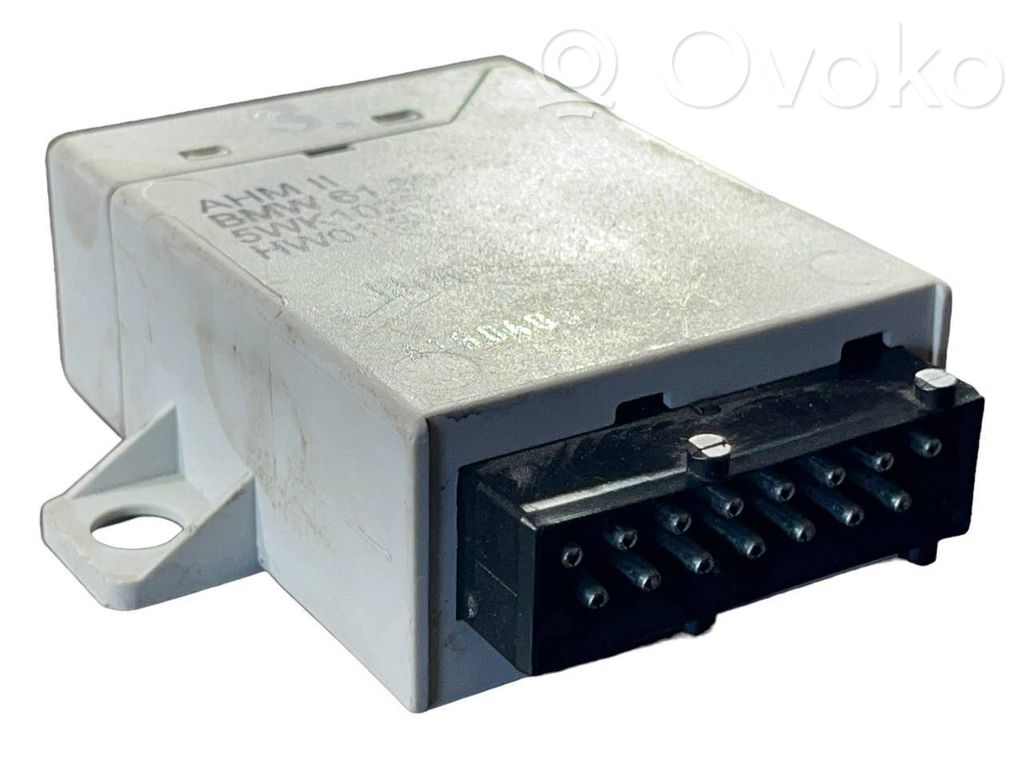 Trailer hitch control unit