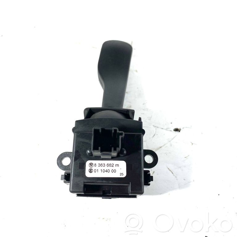 Pagrieziena signālu / lukturu sviria