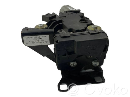 Aizmugurējā loga tīrītāja motoriņš