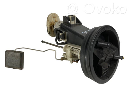 Fuel pump (in the fuel tank)