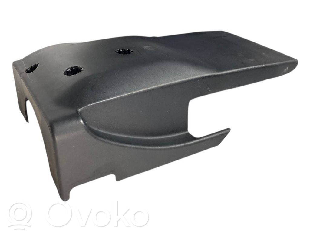 Stūres ass dekoratīvā apdare