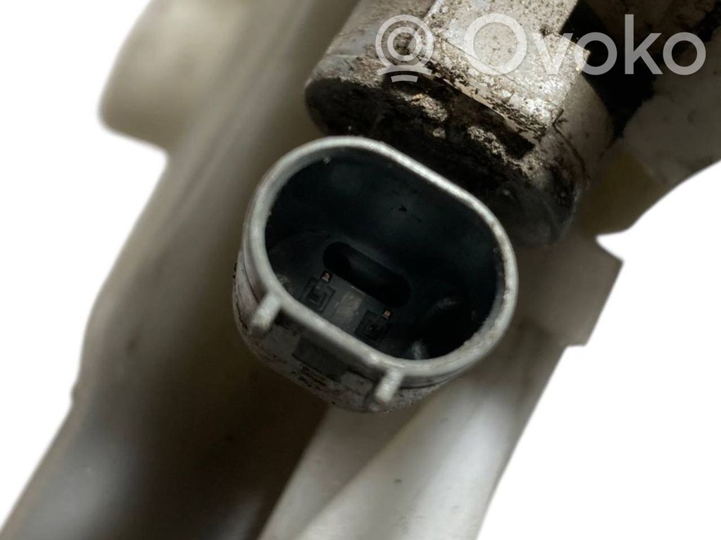 Logu šķidruma tvertne