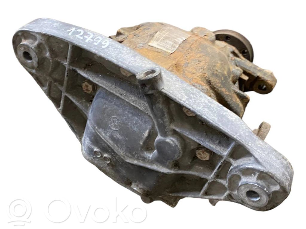 Aizmugurējais reduktors