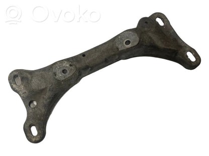Transmission mounting bracket