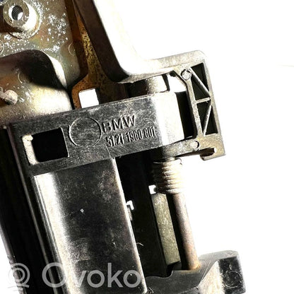 Priekšpusē elektriskā loga pacelšanas mehānisma komplekts