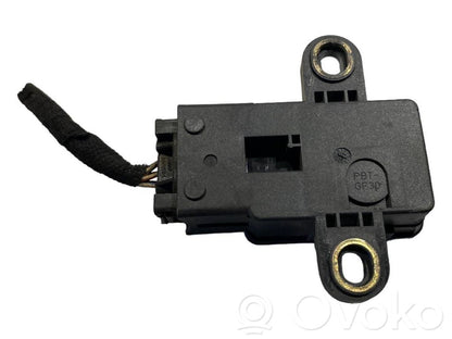 ESP (elektroniskās stabilitātes programmas) sensors (paātrinājuma sensors)