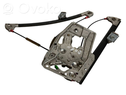 Priekšpusē elektriskā loga pacelšanas mehānisma komplekts