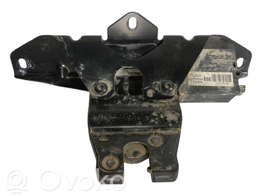 Rear cover lock
