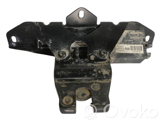 Rear cover lock