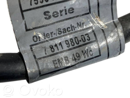 Pārnesumkārbas vadu instalācija