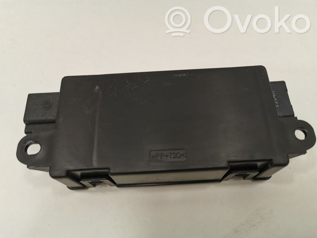 Rokas bremžu vadības modulis