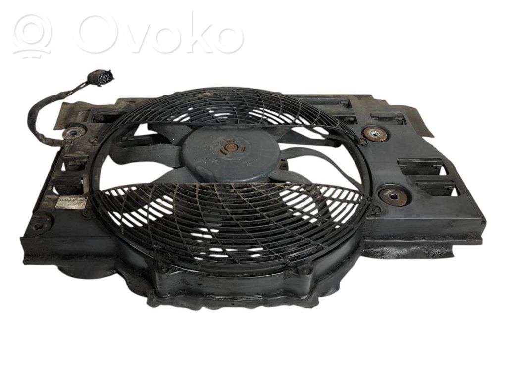 Elektrisks radiatoru ventilators