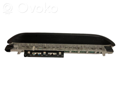 Papildu bremžu signāla lukturis