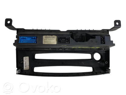 Gaisa kondicioniera / klimata kontroles / salona apsildes vadības bloks (salonā)