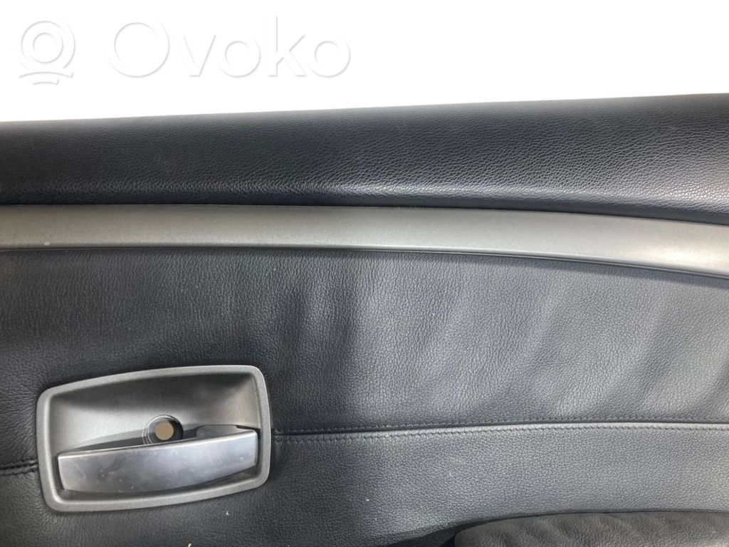Обивка задней двери