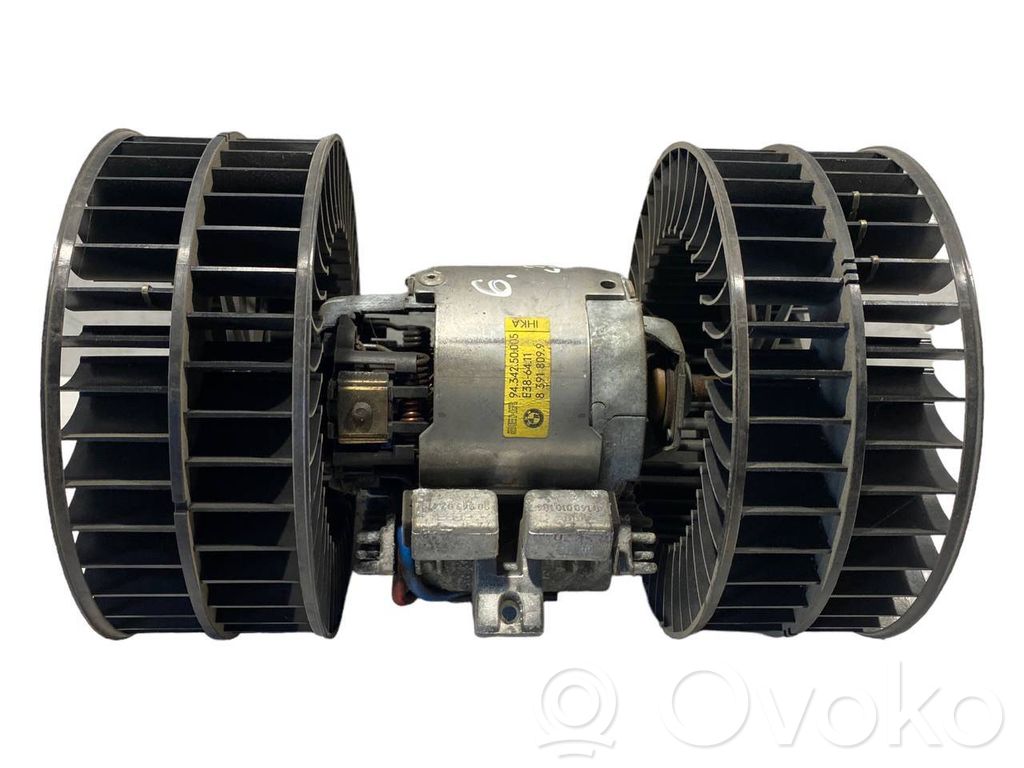 Mazā radiatora ventilators